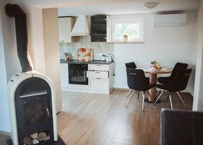 Vinagora بيت للعطل